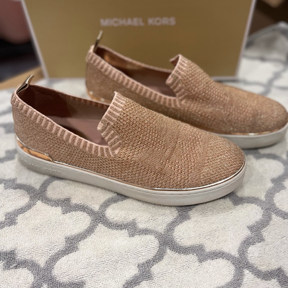 COPY - Michael Kors Skyler Rose Gold Metallic Slip Ons size 8